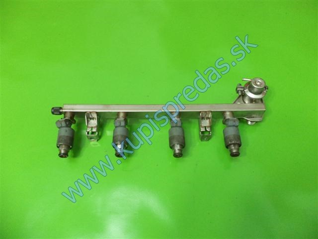 Vstrekovacia rampa OPEL CORSA B 1.4 X14XE